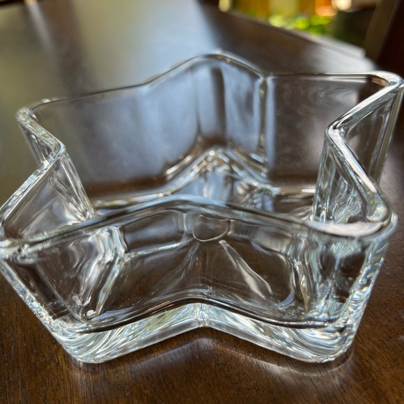 Libbey Star shaped candy dish - Picture 2 of 3